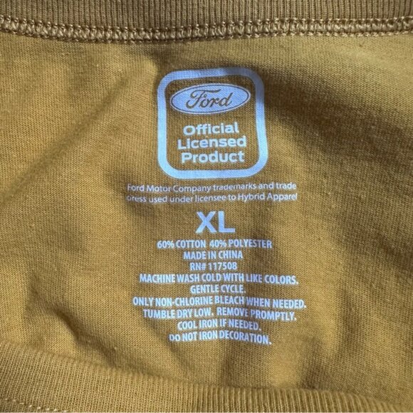 Ford | Yellow Bronco Vintage Off Road Crewneck Graphic Tee | Size Extra Large - Picture 4 of 6